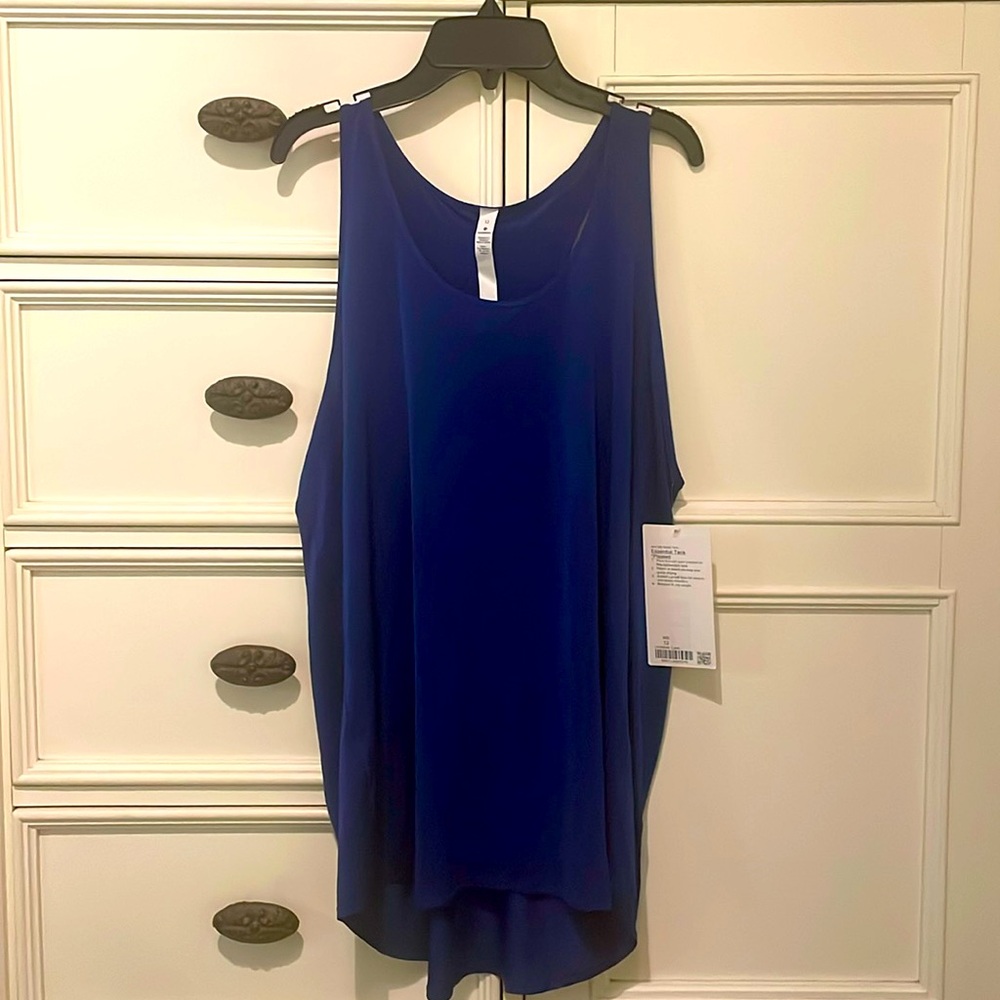 NWT Lululemon Essential Tank *pleated